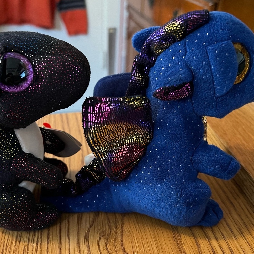 Lot of 2 Dragon's One 2018 Saffire Dragon and One 2019 Anora Dragon Very Nice!